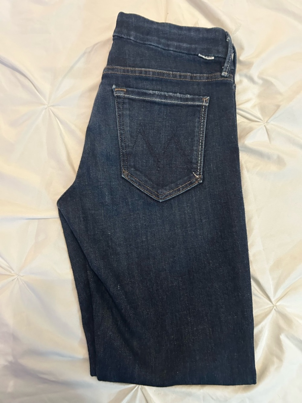 MOTHER The looker ankle fray. Size 28. Partner in Crime. - Picture 3 of 17
